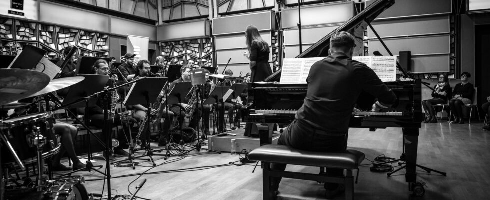 Vít Křišťan a Concept Art Orchestra: Koncert pro klavír a jazzový orchestr – Český rozhlas, 8. 12. 2019