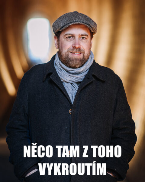 Tomáš Sýkora – meme k projektu Concept Art Orchestra & Helge Sunde: Music for Lights and Shadows (foto Ondřej Šuran, text Jan Mazura)